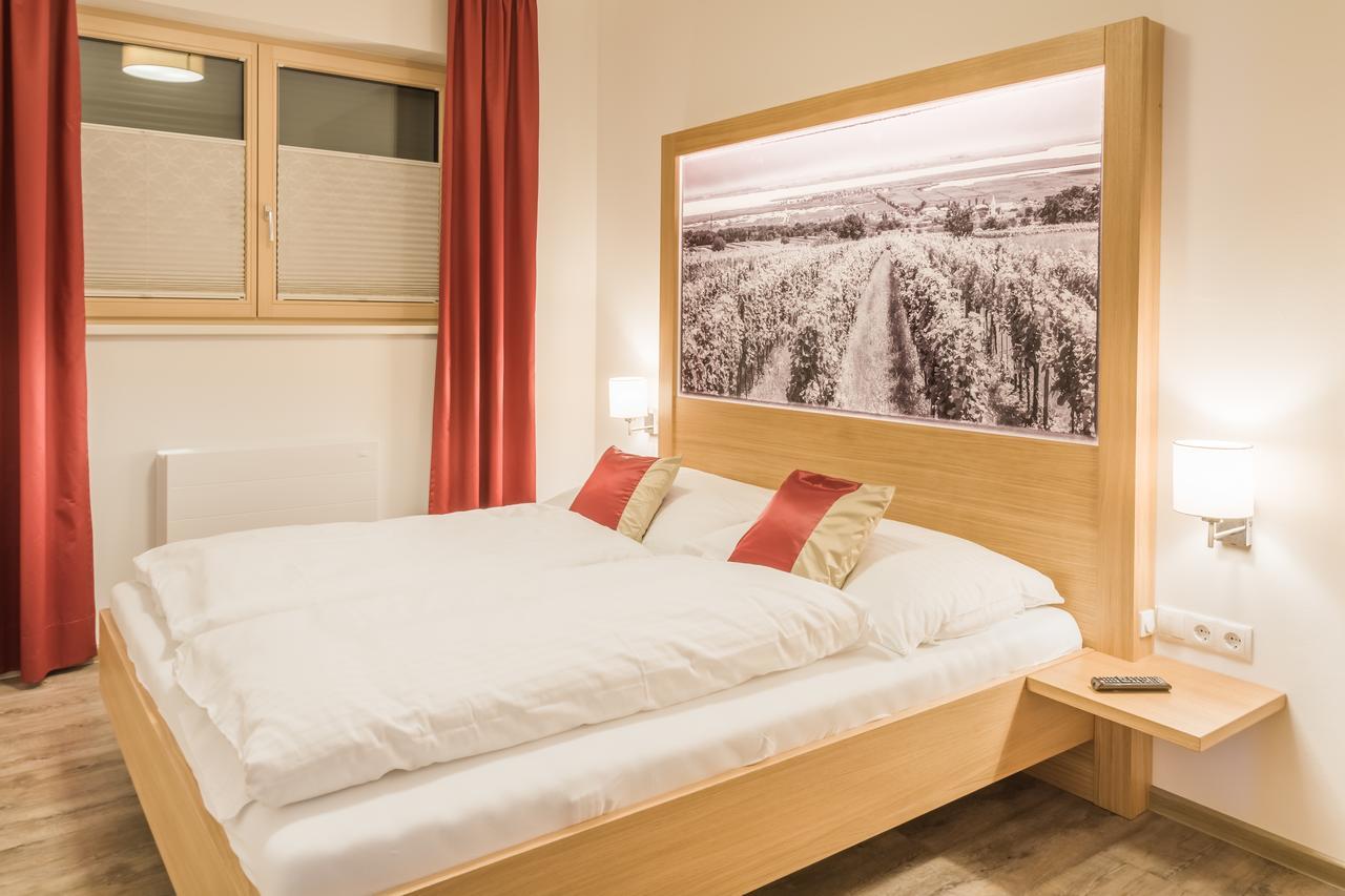 Hotel Haus Kranixfeld-Fischl à Mörbisch am See Extérieur photo